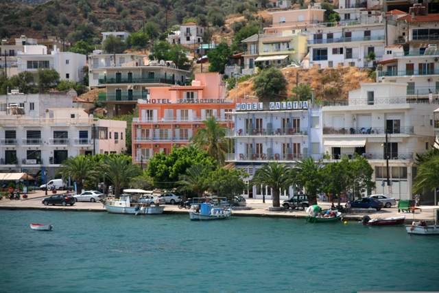 Galatas - Modern hotels with sea-view across to Poros